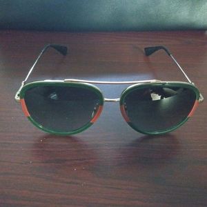 Gucci aviator metal sunglasses